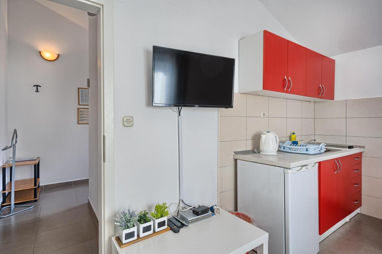 Apartmani Tičić Trogir Bagian luar foto