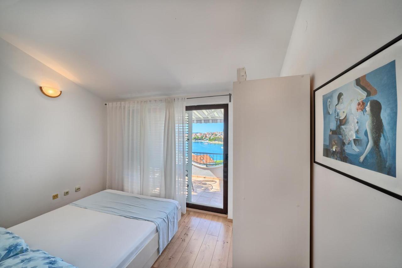 Apartmani Tičić Trogir Bagian luar foto