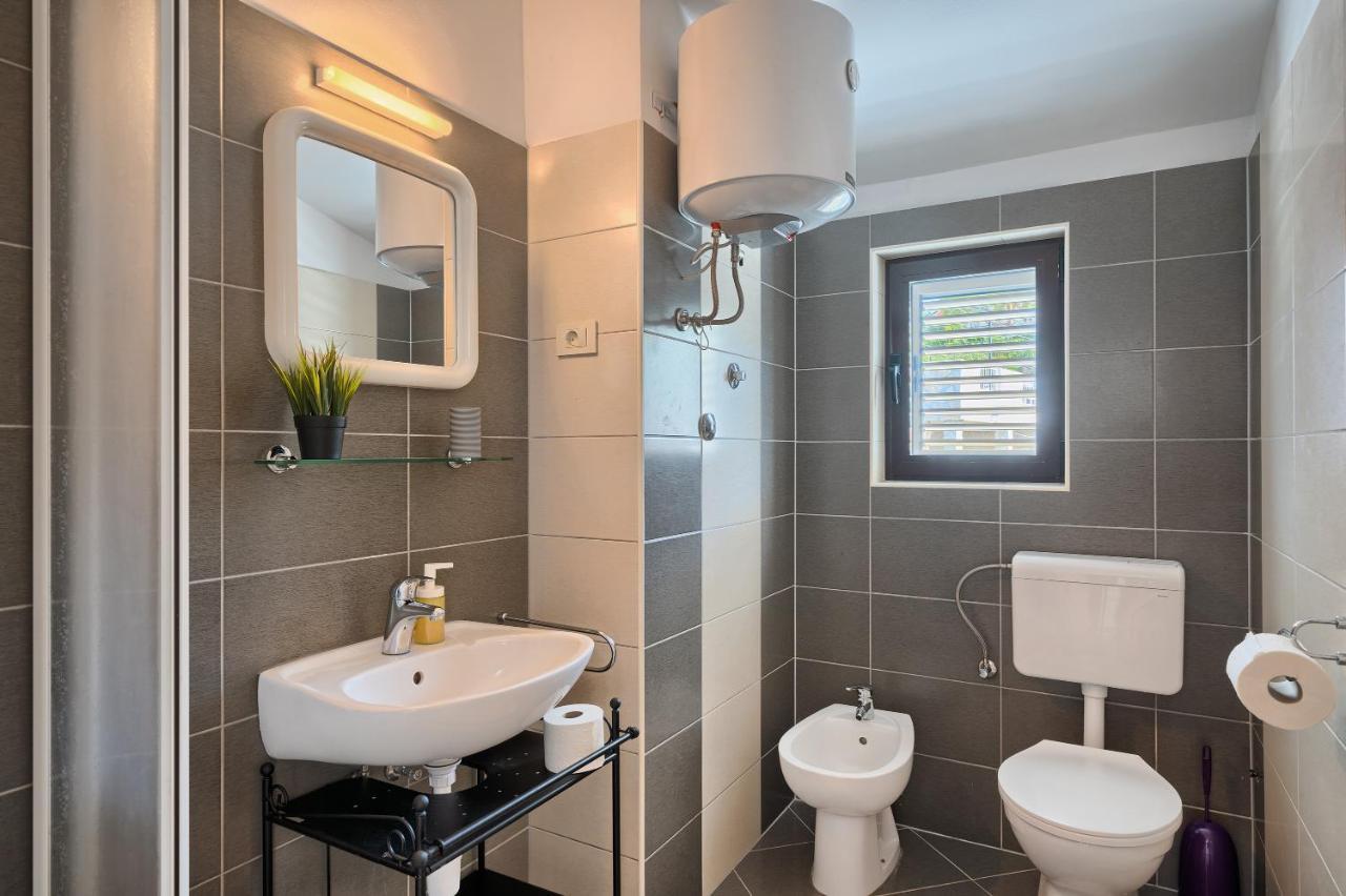Apartmani Tičić Trogir Bagian luar foto