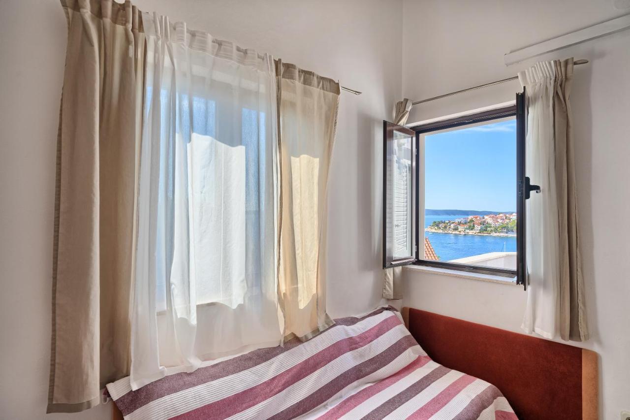 Apartmani Tičić Trogir Bagian luar foto