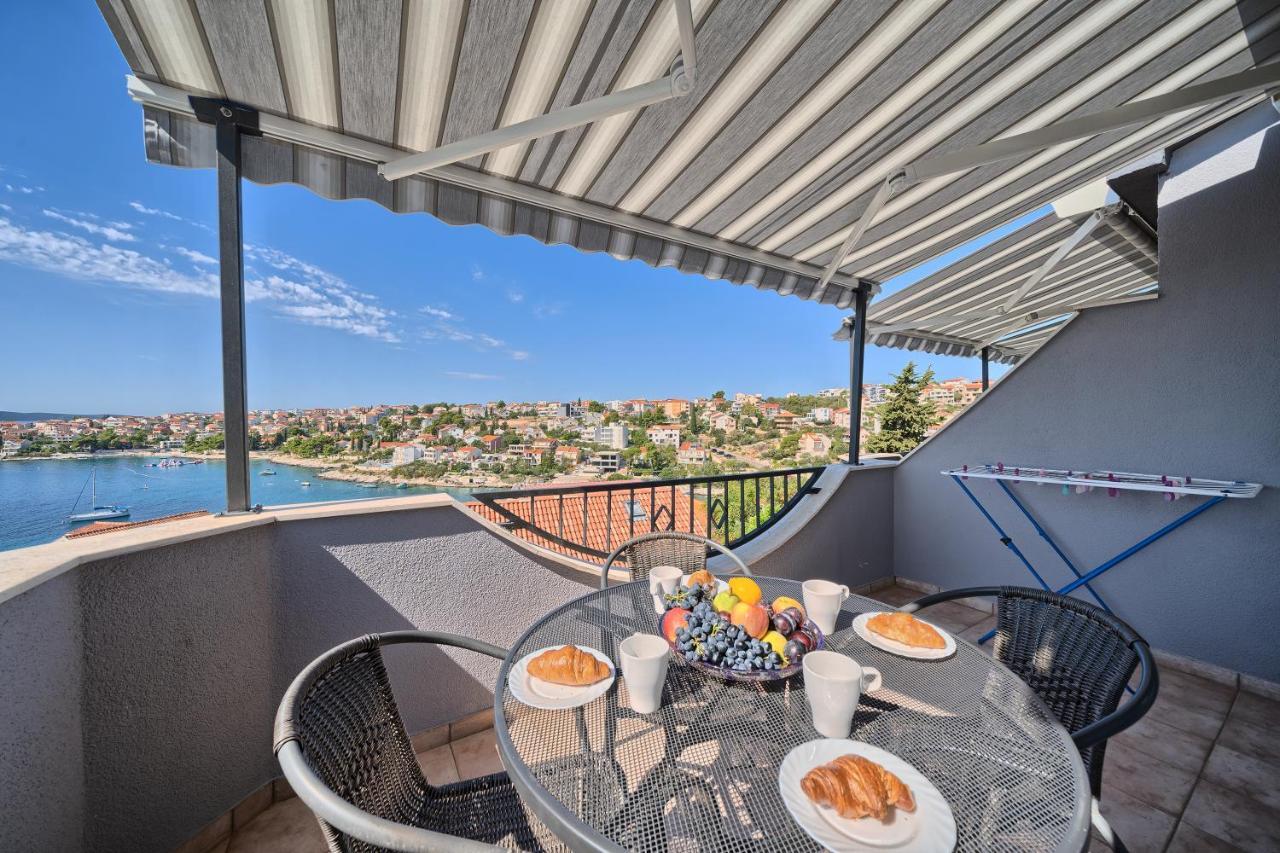 Apartmani Tičić Trogir Bagian luar foto